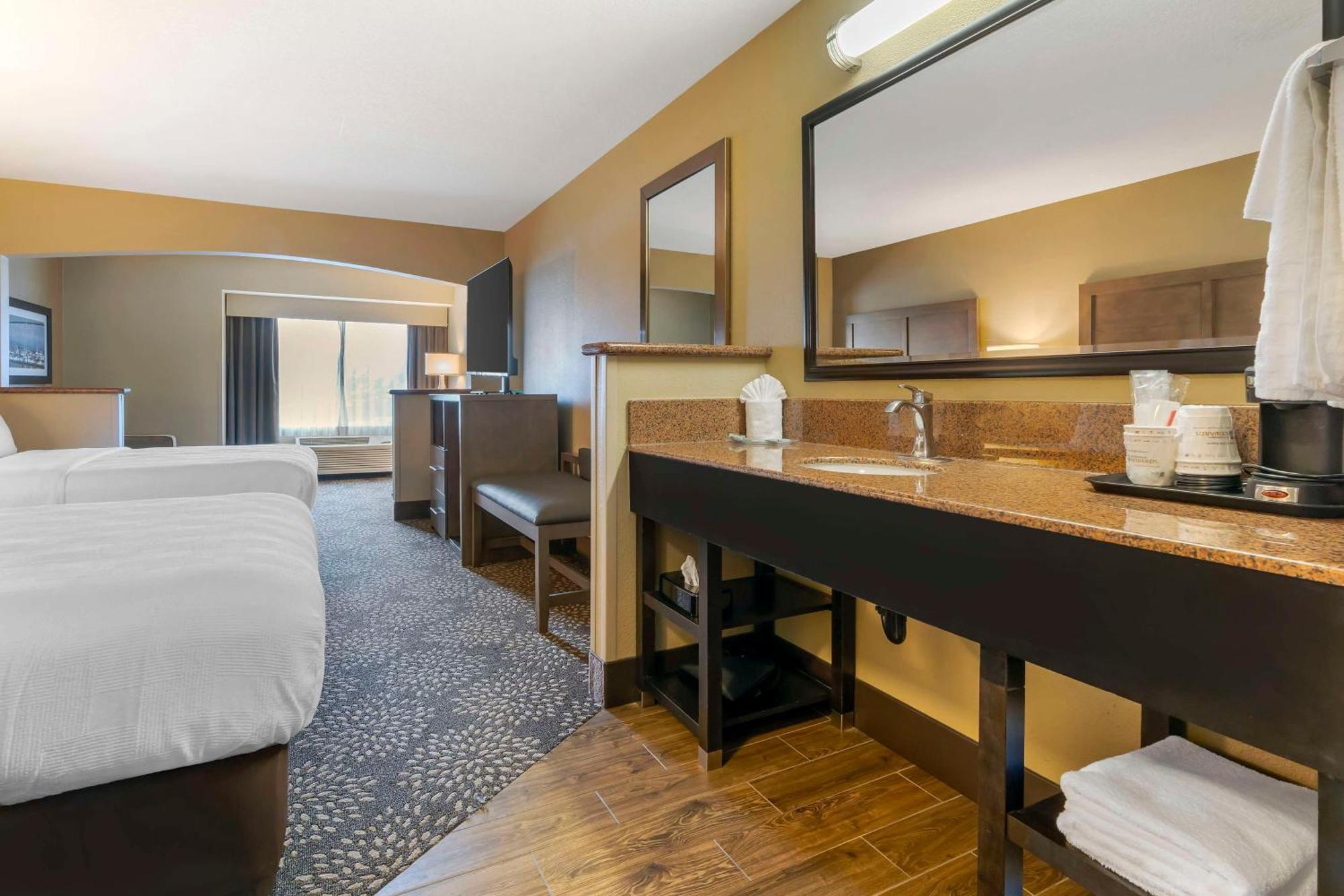 Best Western Columbia River Waterfront Hotel Astoria Exterior foto